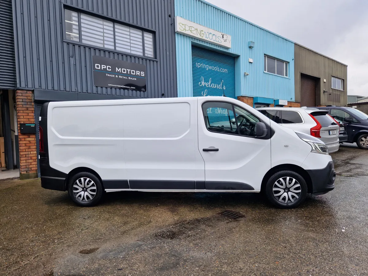 Renault Trafic 2.0 Business Plus 2021 - Image 2