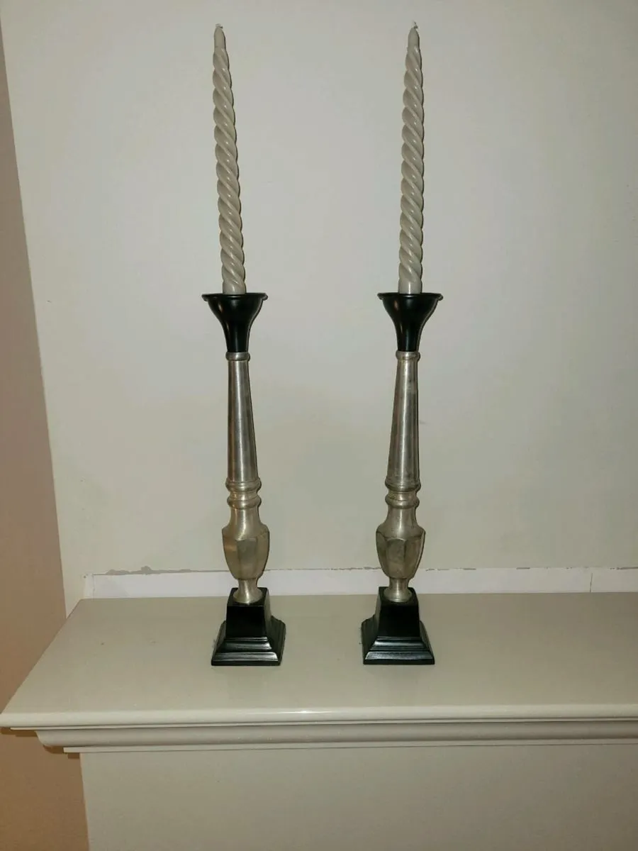 Pair of candle holders - Image 1
