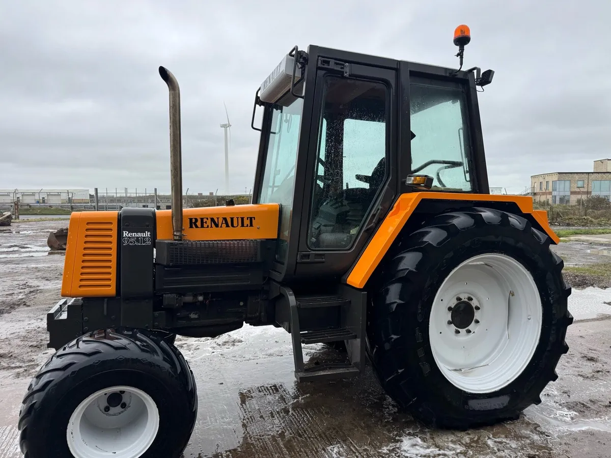Renault 95-12 - Image 4