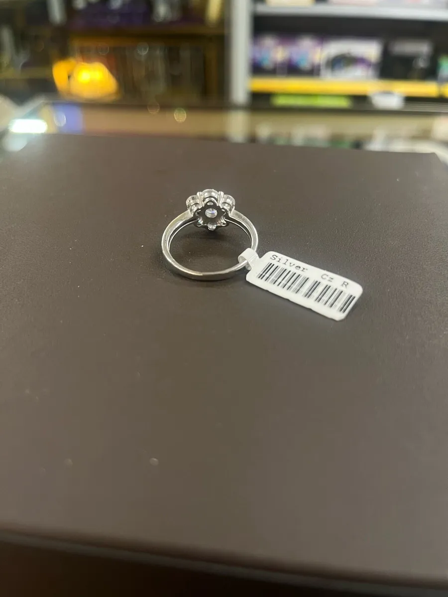 Sterling silver CZ ring - Image 3