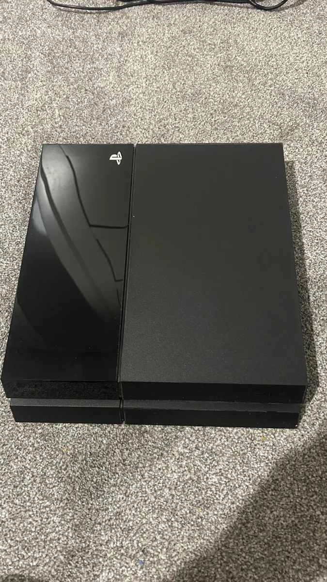 PS4 console, 2 PS4 controllers & 5 games - Image 3