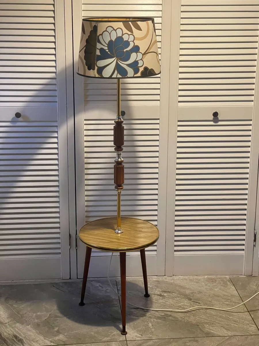 Mid century floor lamp - Image 1