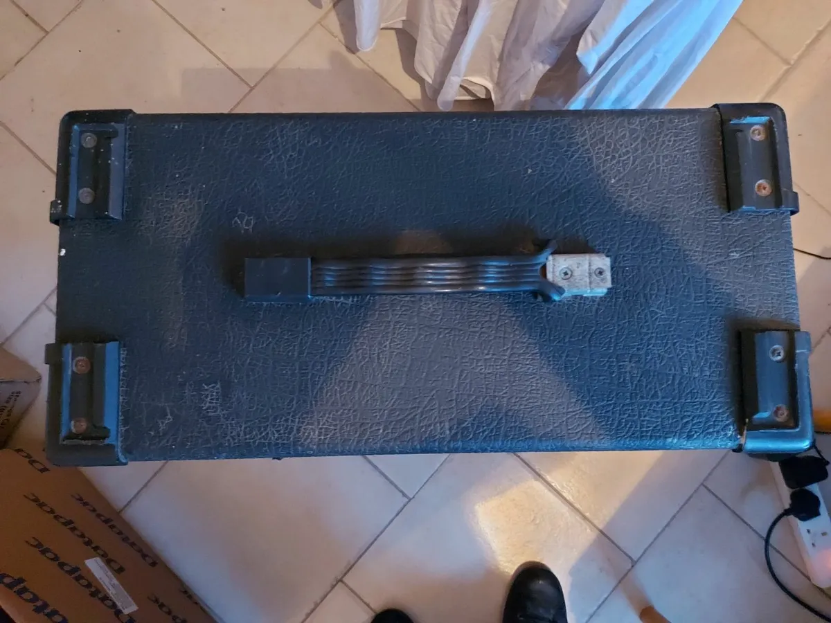 VOX VENUE BASS 100 COMBO BASS GUITAR AMP 1984 - Image 4