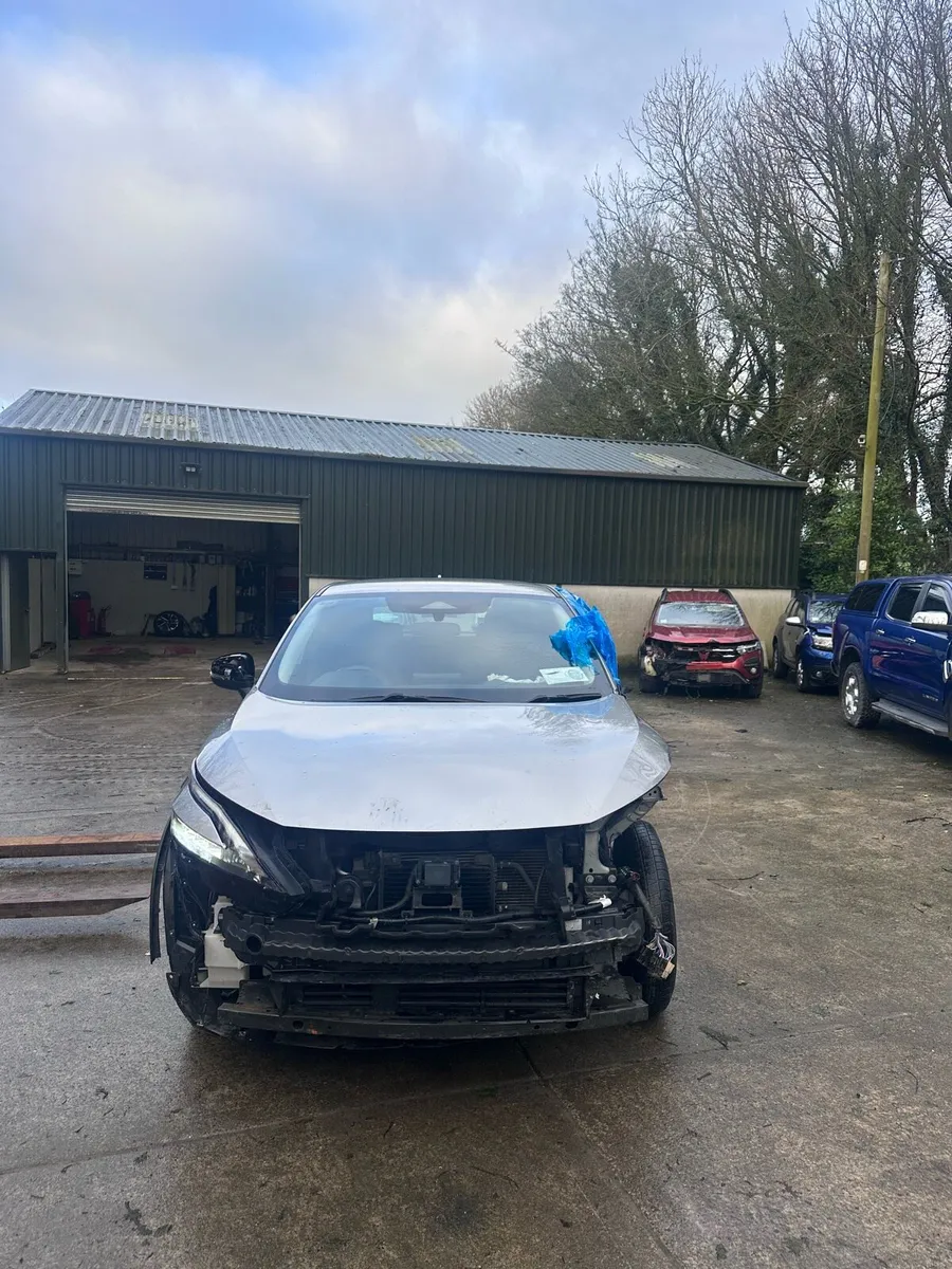 2022 Nissan Qashqai - Image 2