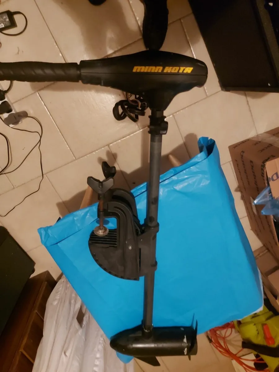 Minn Kota Endura C2 Electric Motor for Boat - Image 1