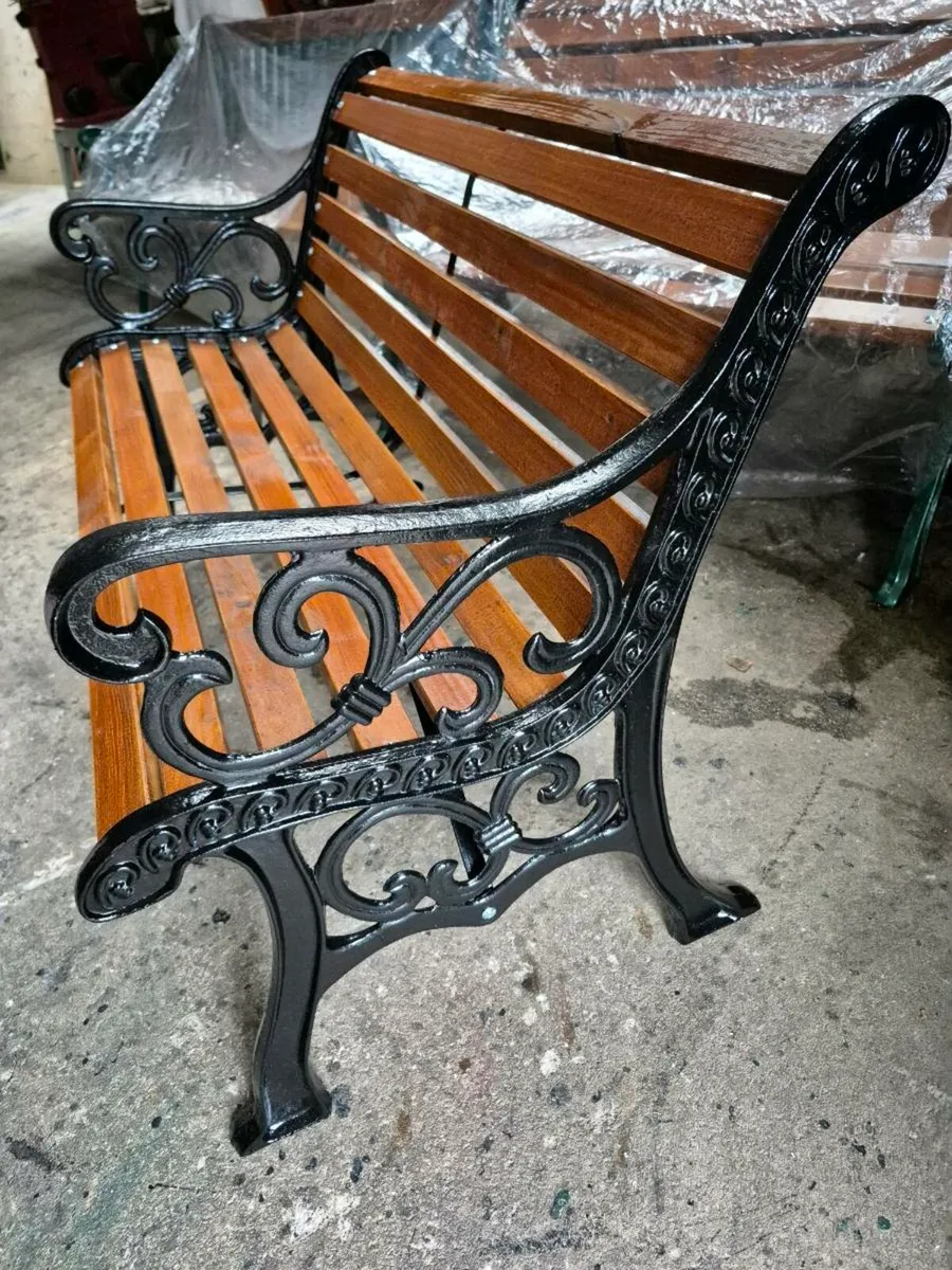Cast iron Garden benches (4)
