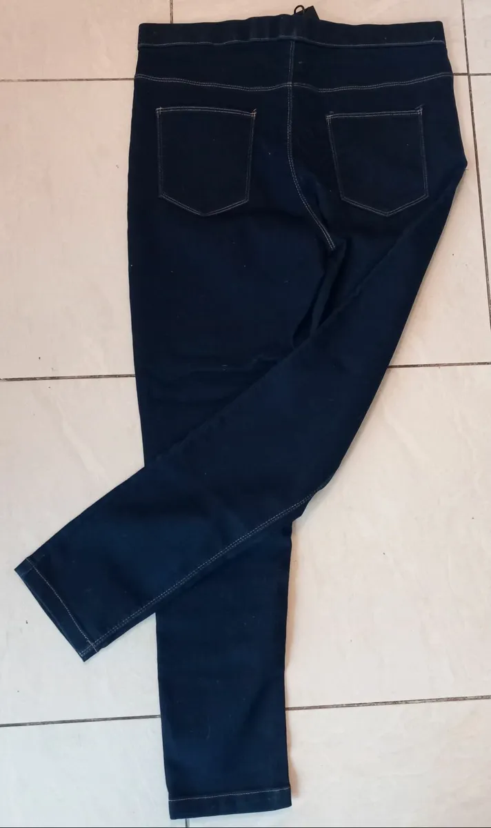 Womens brand new jeggings - Image 3