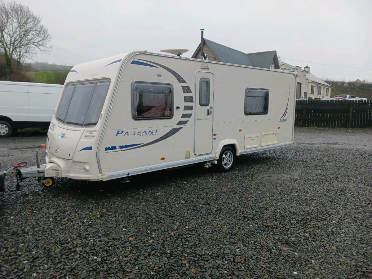 I buy caravans in need of work or good condition - Image 2