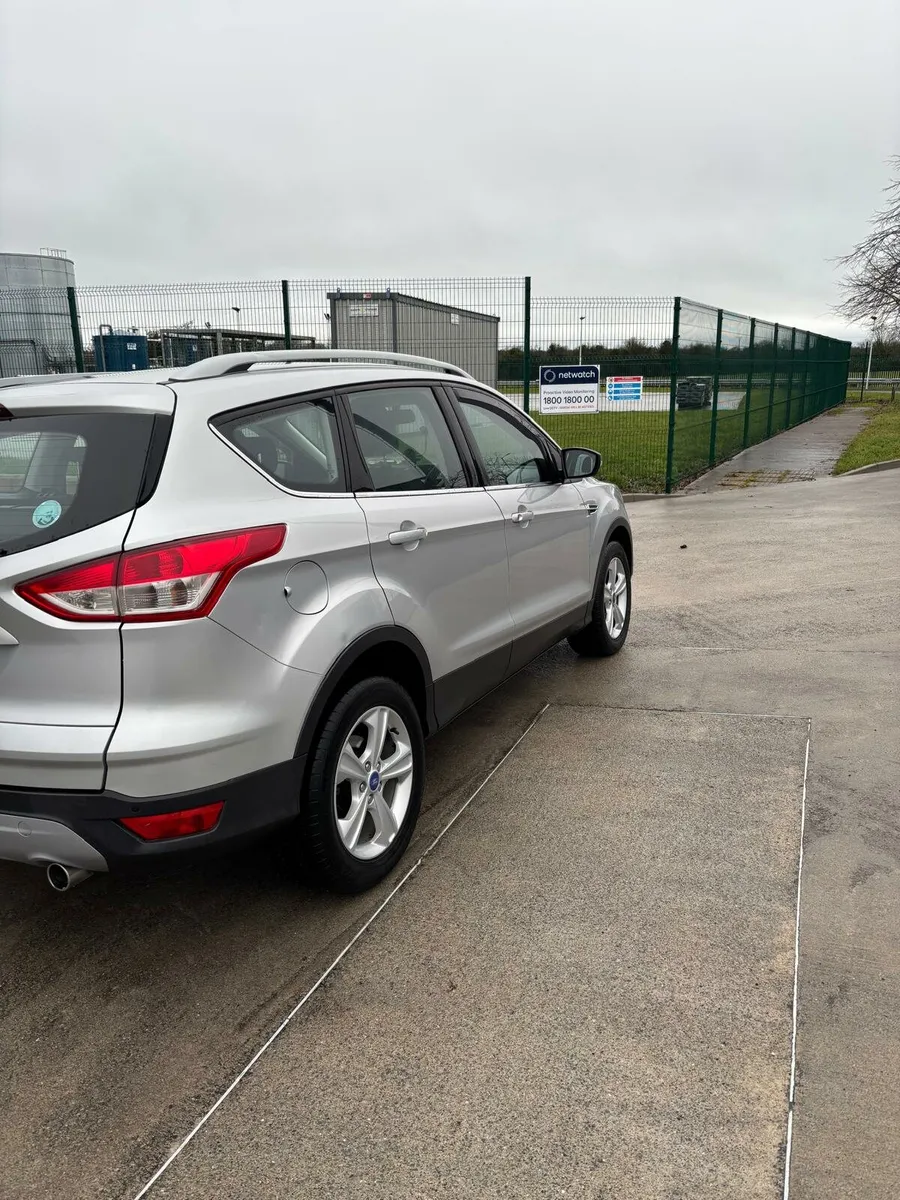 152 ford kuga new doe and tax - Image 3