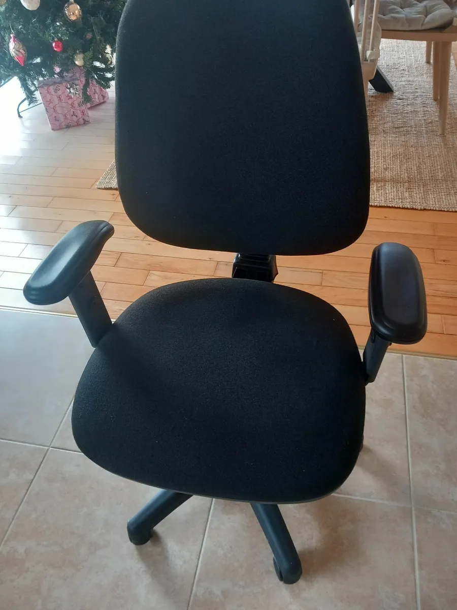 Office Chair - Image 3