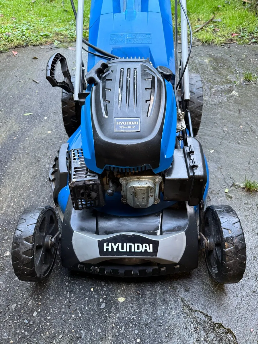 Petrol Lawnmower - Hyundai Self Propelled - Image 1