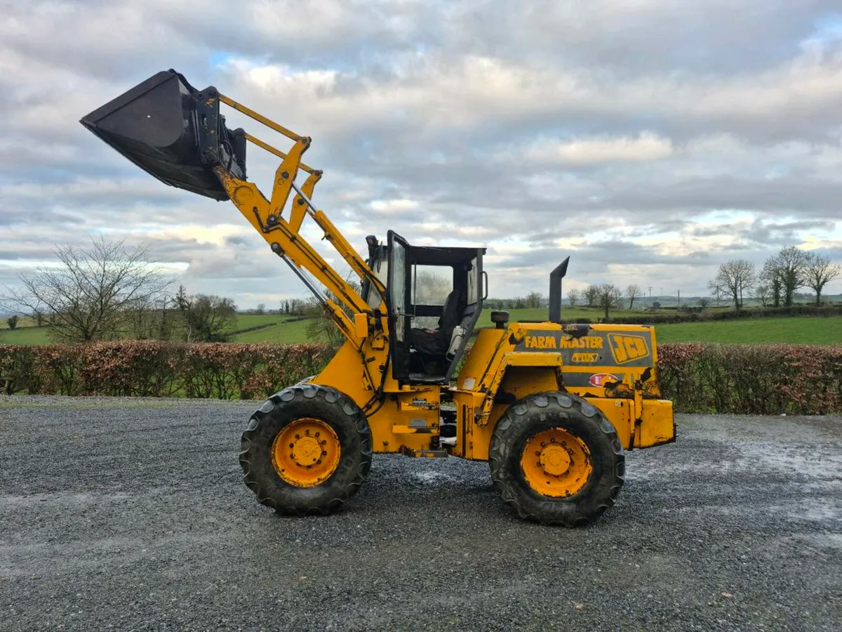 JCB 412 Farm Master Plus - Image 2