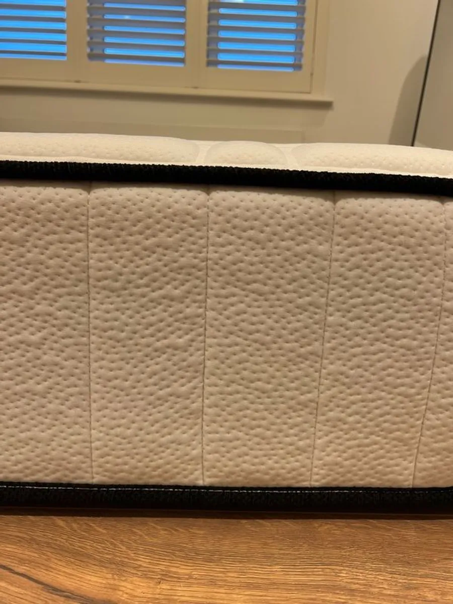 King Koil Might Original 4ft6 Mattress - Lightly Used, Excellent Condition - Image 1