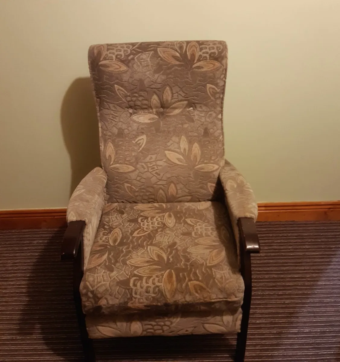 Armchair - Image 2