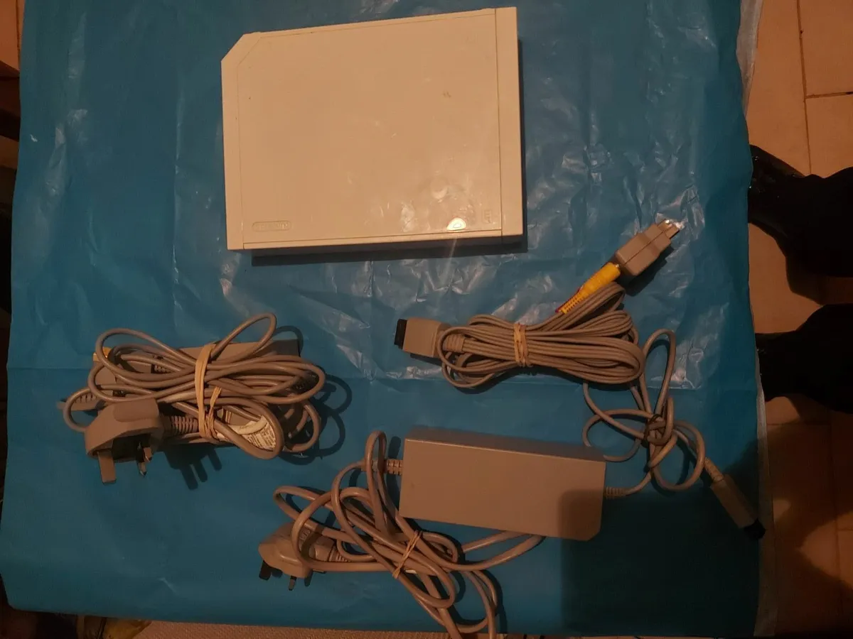 Nintendo Wii, Power Adaptor, and video cable - Image 2