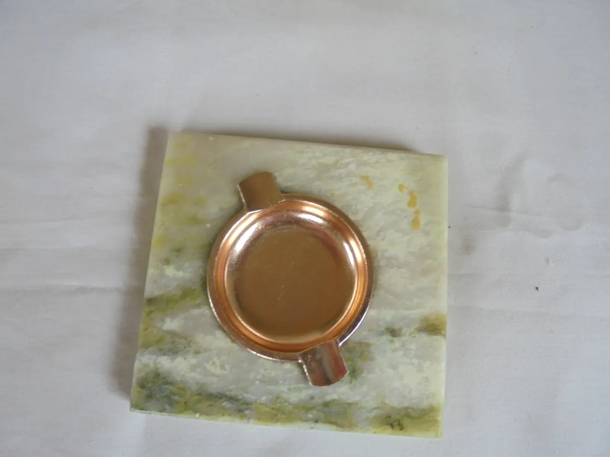 Antique Marble Ashtray for Sale - Image 1