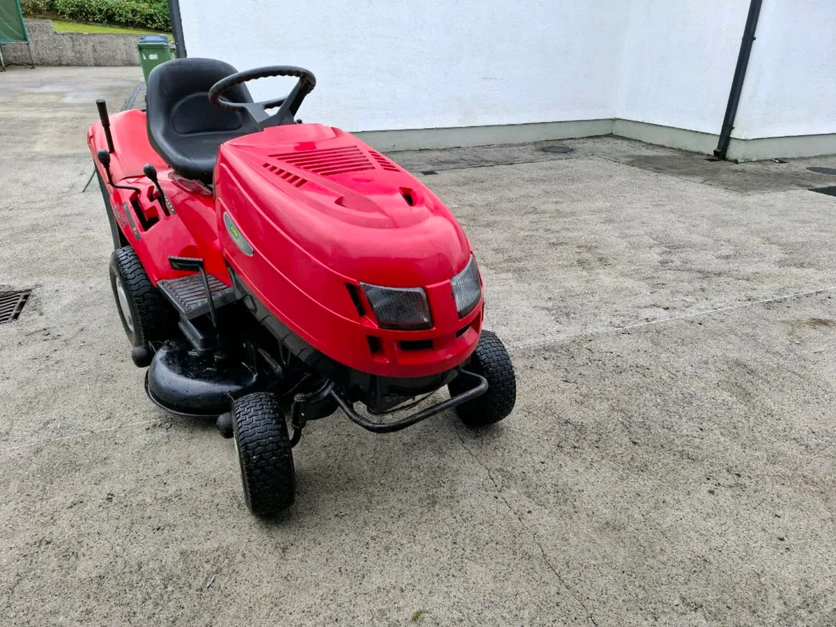 Ride on lawnmower - Image 3