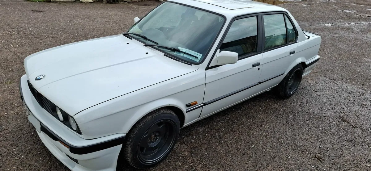 1991 BMW E30 2.5 m54 - Image 4