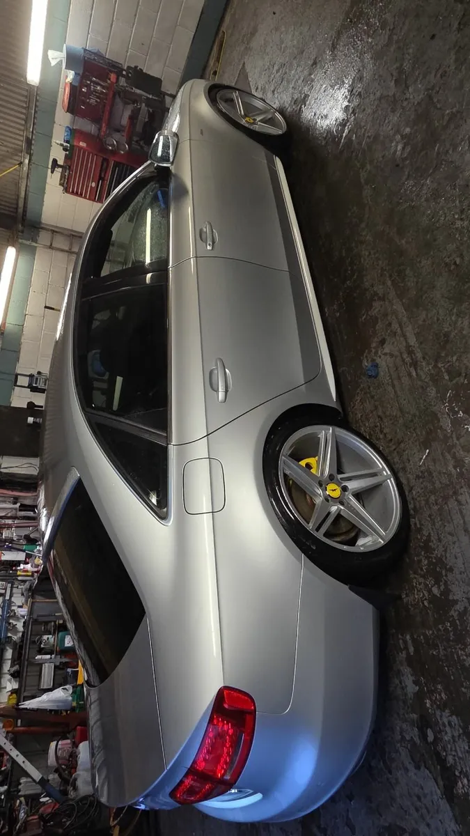 Audi A4  S-Line - Image 4