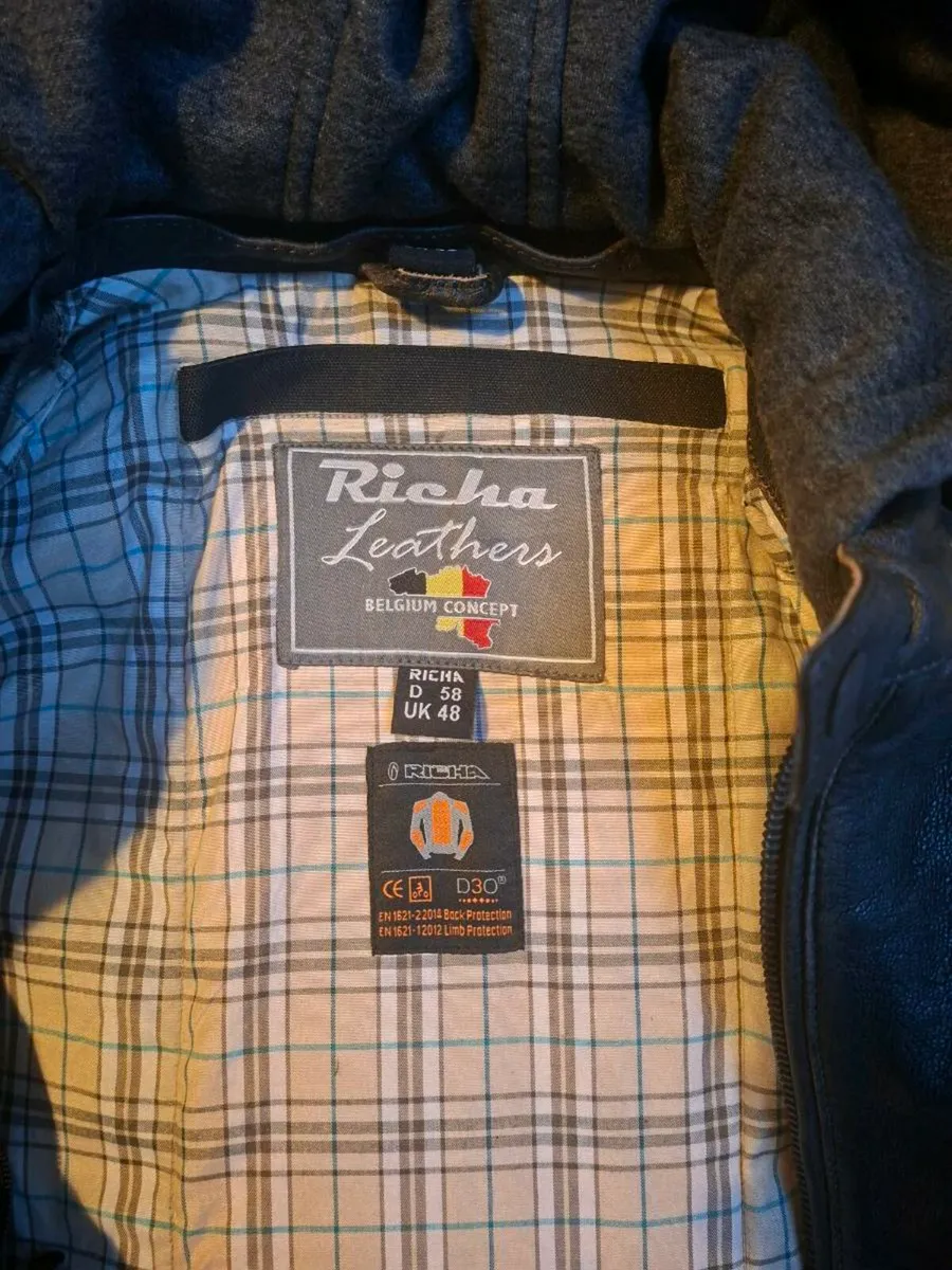 Motorcycle gear - Image 4