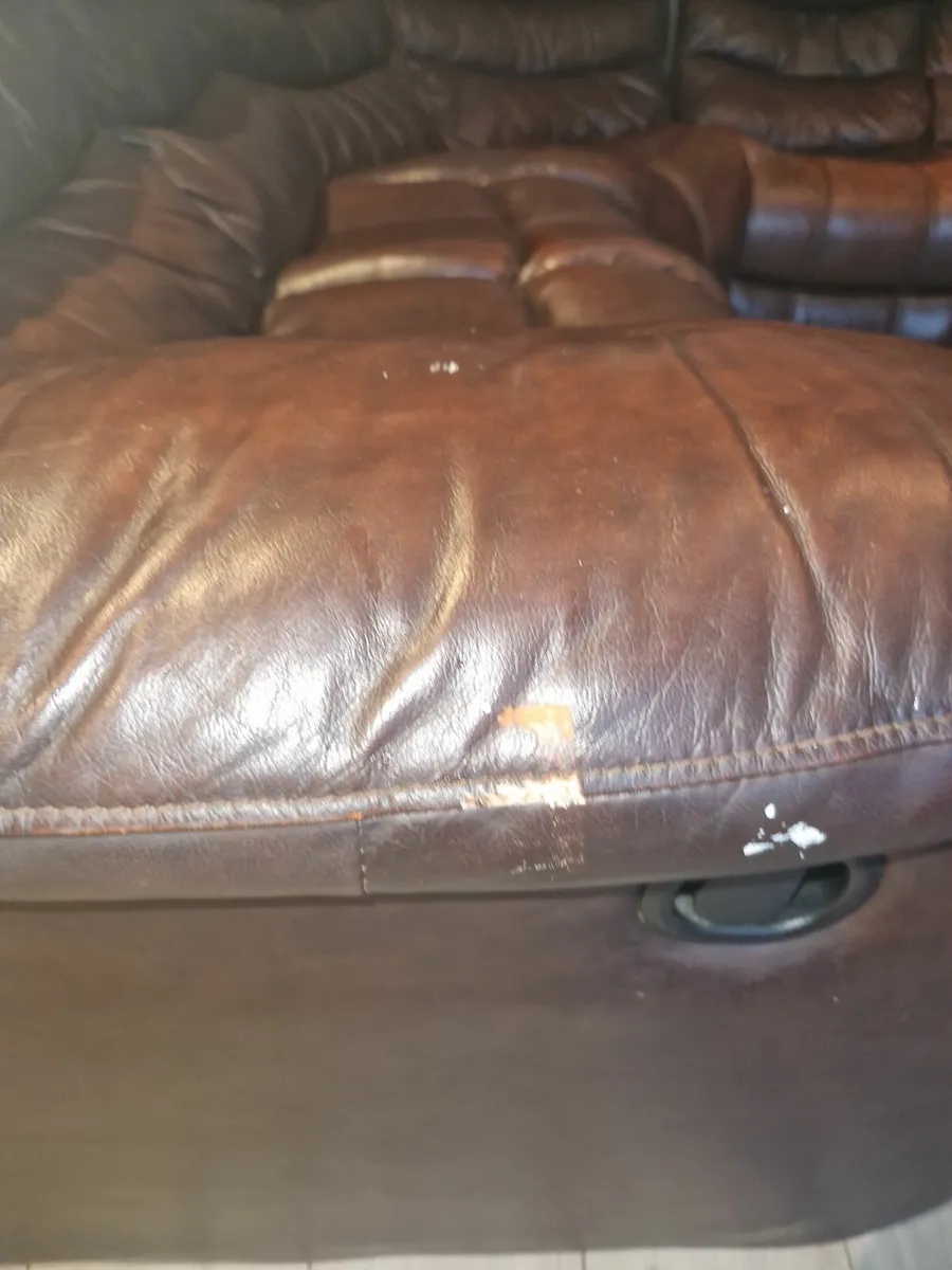 Leather sofa - Image 4