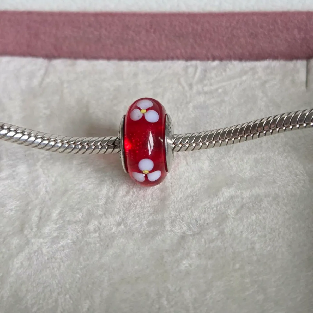 Pandora red flowers murano glass charm Pandora red - Image 1