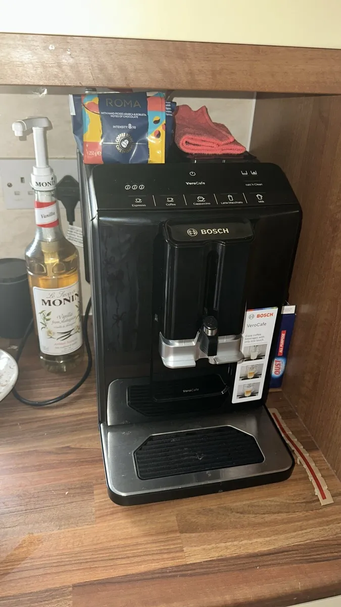 Bosch bean to cup coffee machine - Image 1