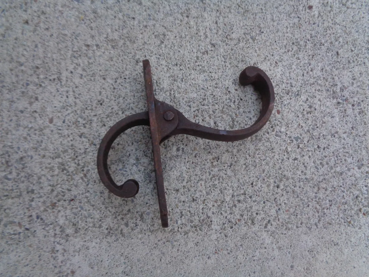 Vintage Metal Door Handles x 6 for Sale - Image 4