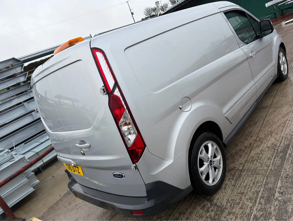 Ford Transit Connect Van - Image 3