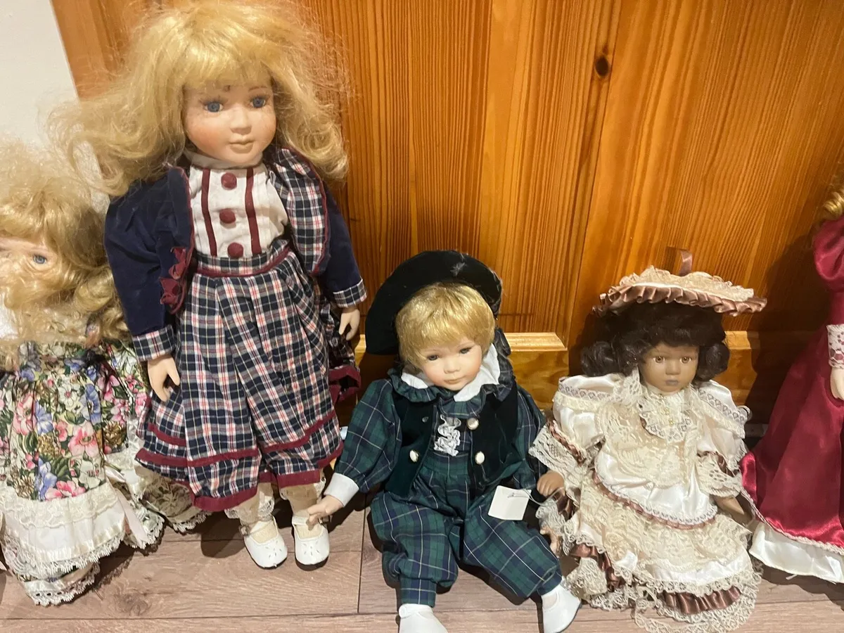 Porcelain dolls - Image 4