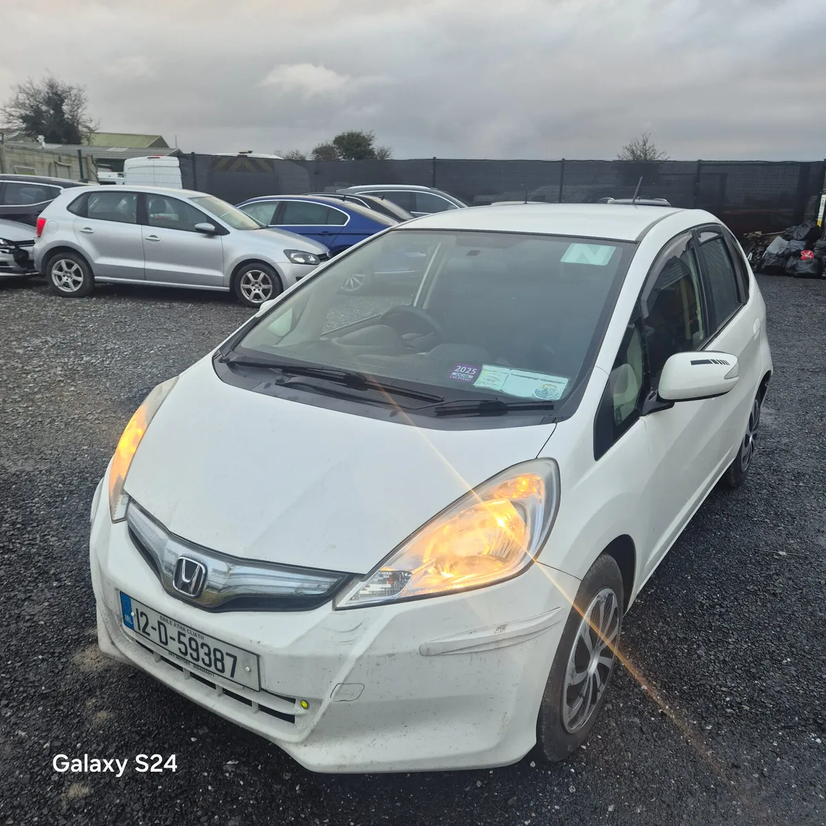 2012 honda fit hybrid auto - Image 4