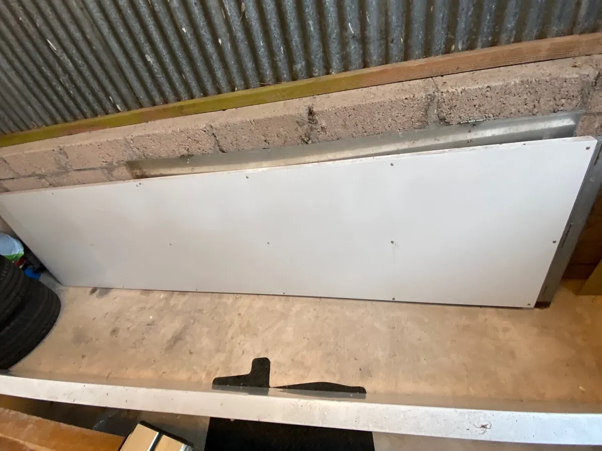 Trailer/Truck sides - Image 4