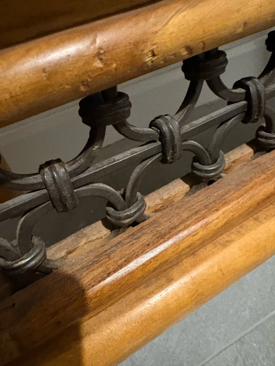 Solidwood coffee table with cast iron detail - Image 2