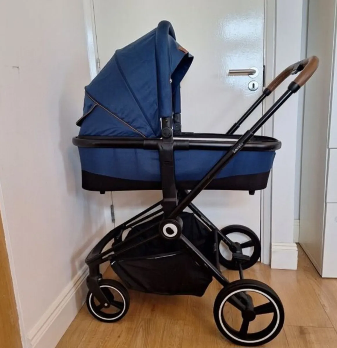 LIONELO MIKA STROLLER - Image 1