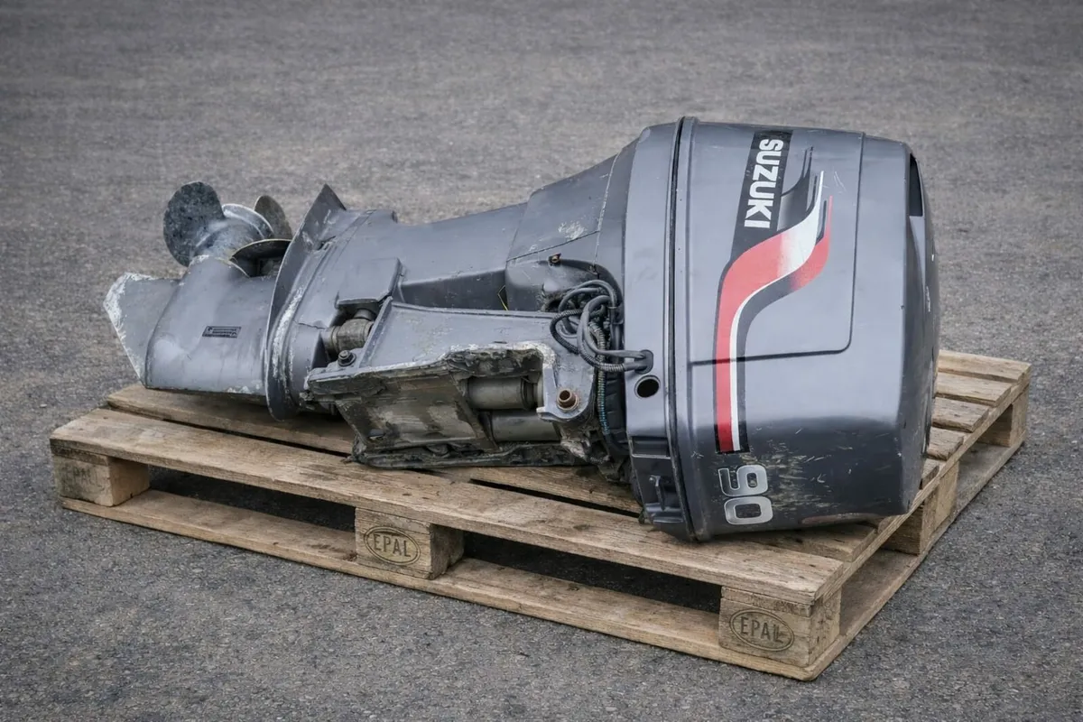 Suzuki 90HP 2-stroke Electric Start Tilt & Trim - Image 2