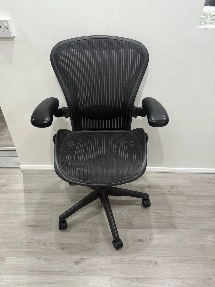 Herman Miller Aeron Office Chair - Image 1