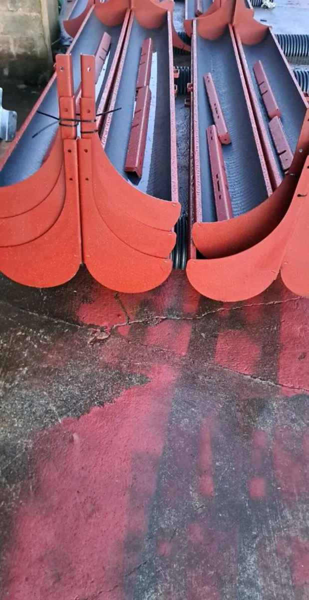 Troughs springs ON - Image 1