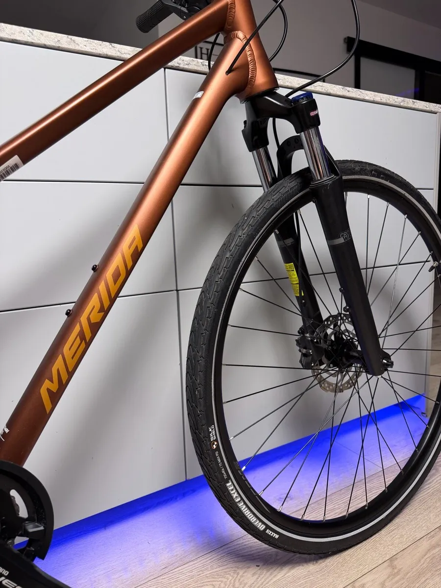 MERIDA Cross Way Hybrid Bike - Image 3