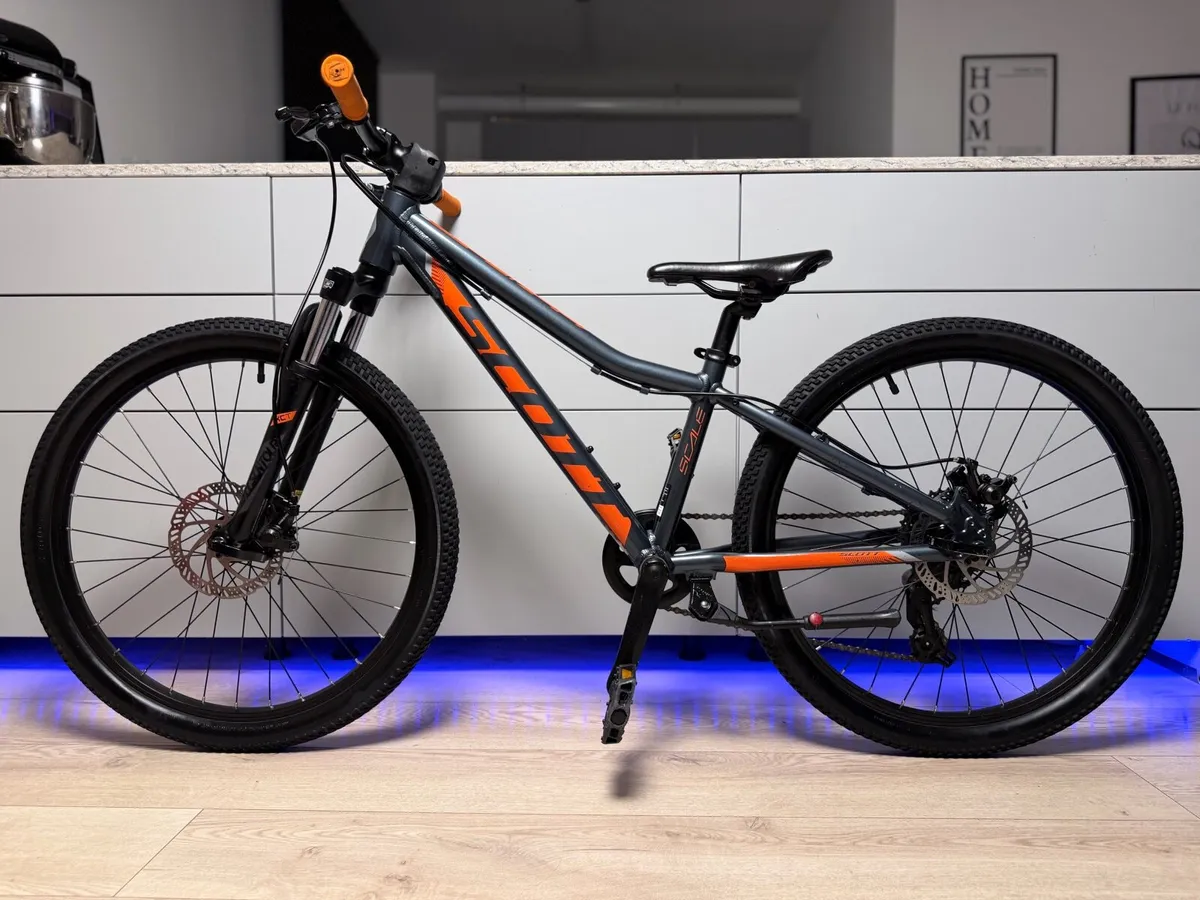 SCOTT Scale Disc Junior Bike 24 inch - Image 2