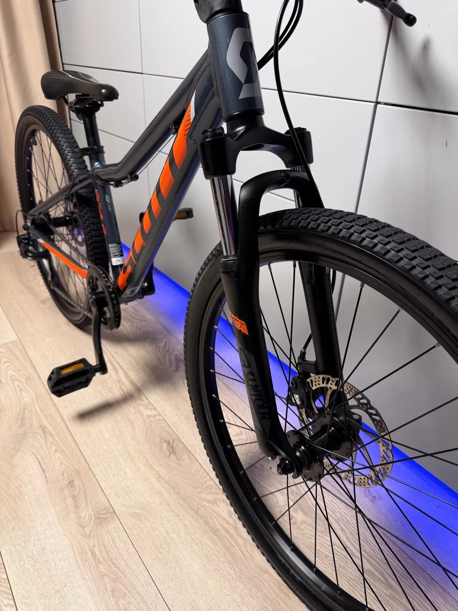 SCOTT Scale Disc Junior Bike 24 inch - Image 4