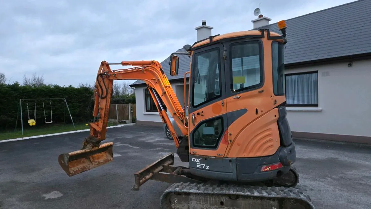 Mini Digger - Image 3