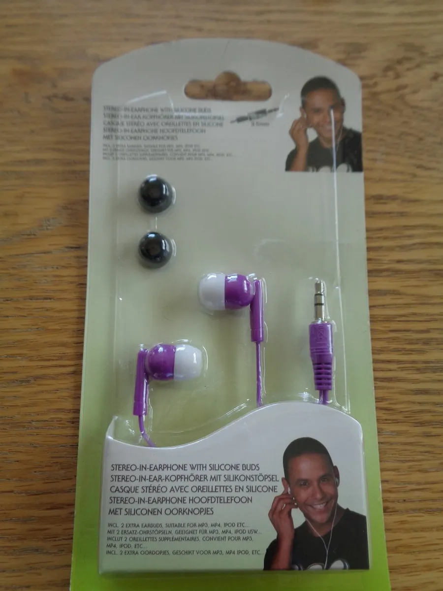Stereo In-Earphone with Silicon Buds for Sale - Image 1
