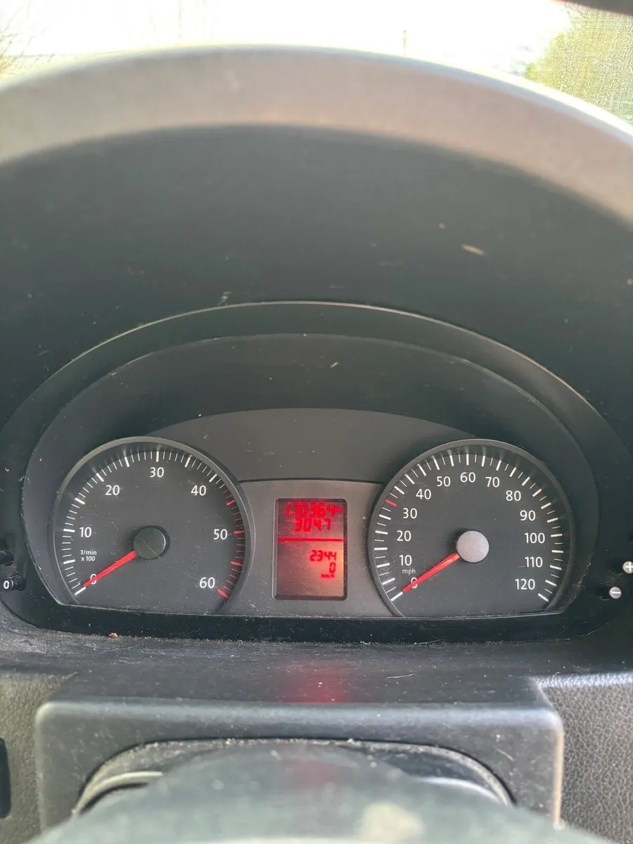 Volkswagen Crafter 2011 - Image 1