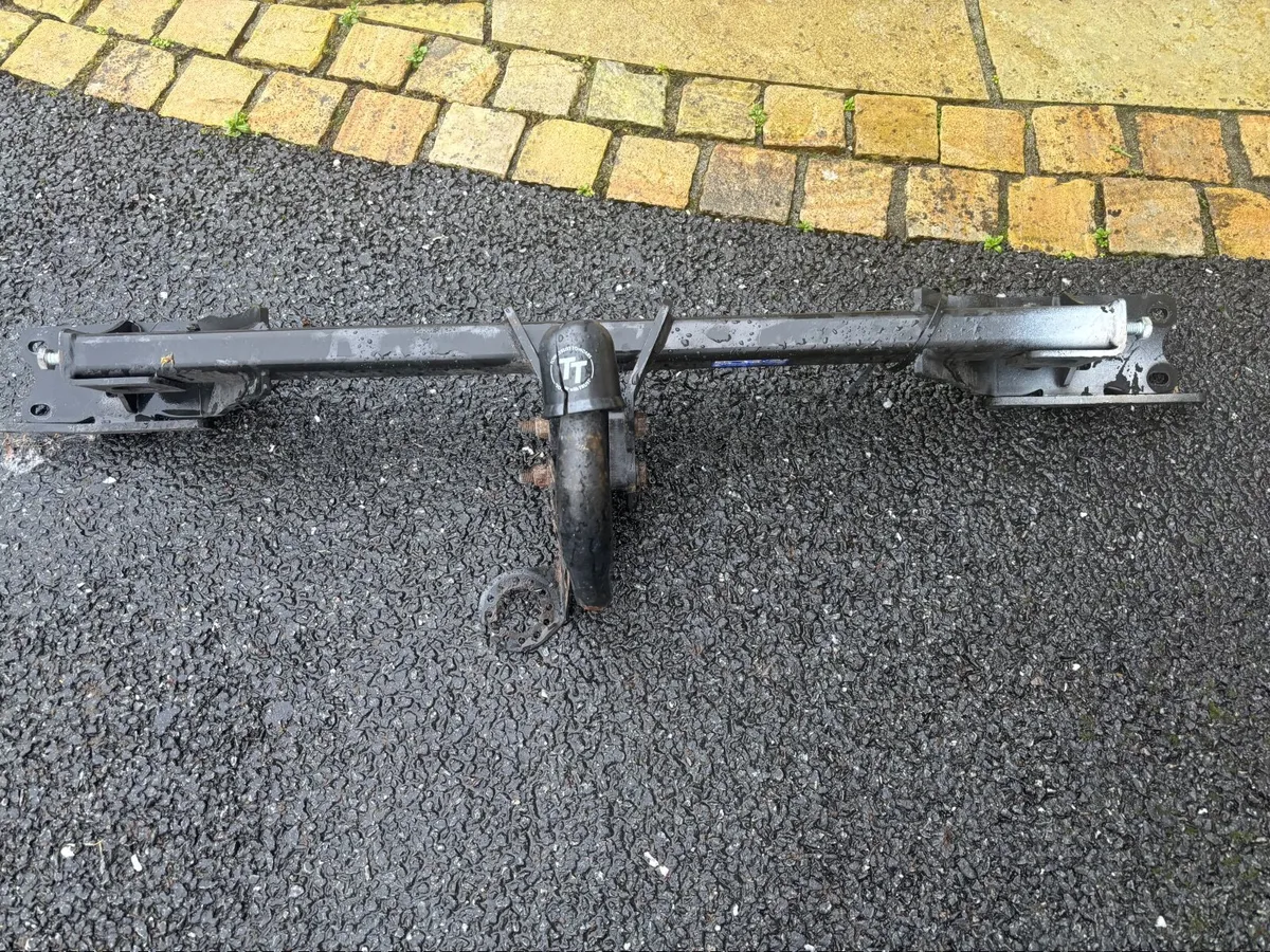 Towbar - Mercedes c class - Image 3