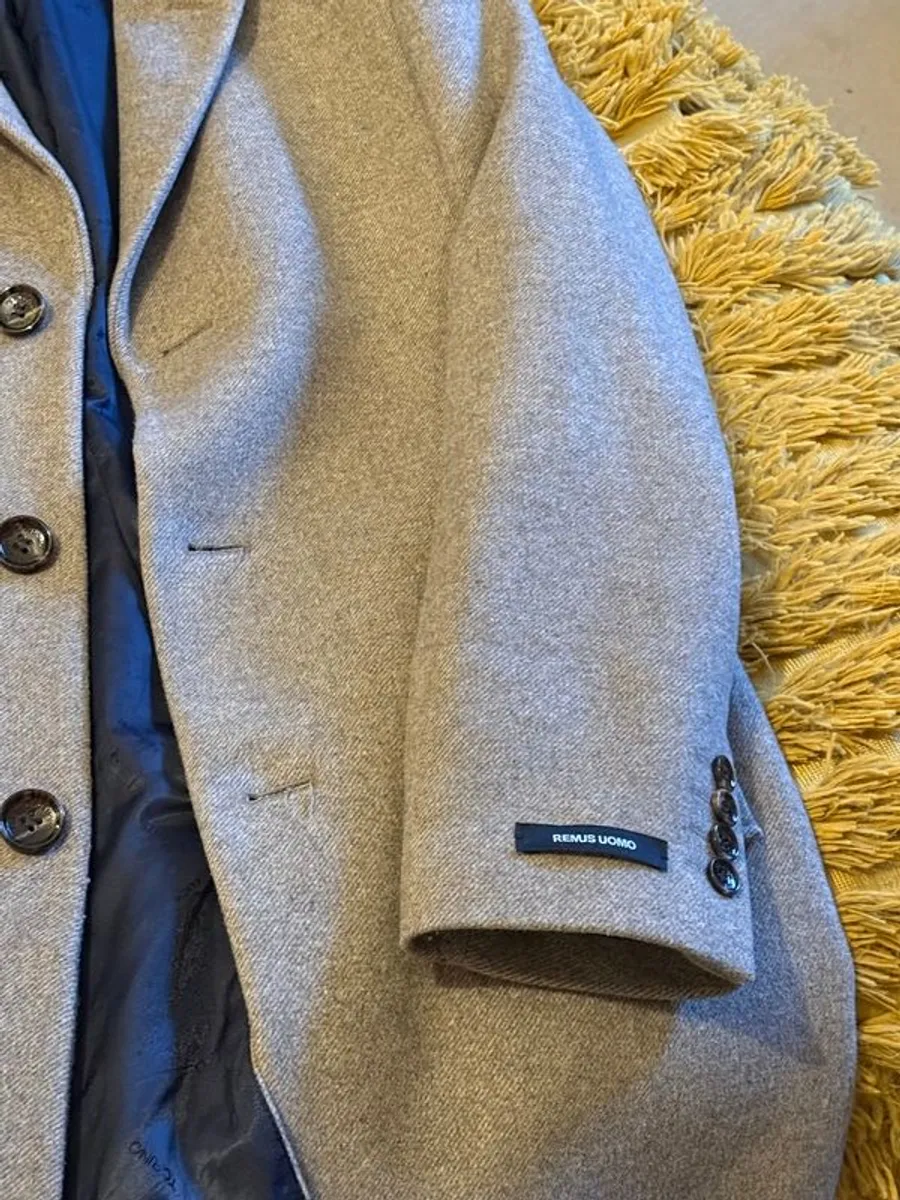2 Remus Uomo Overcoats Barely Worn - Free Shipping in Ireland - Image 4