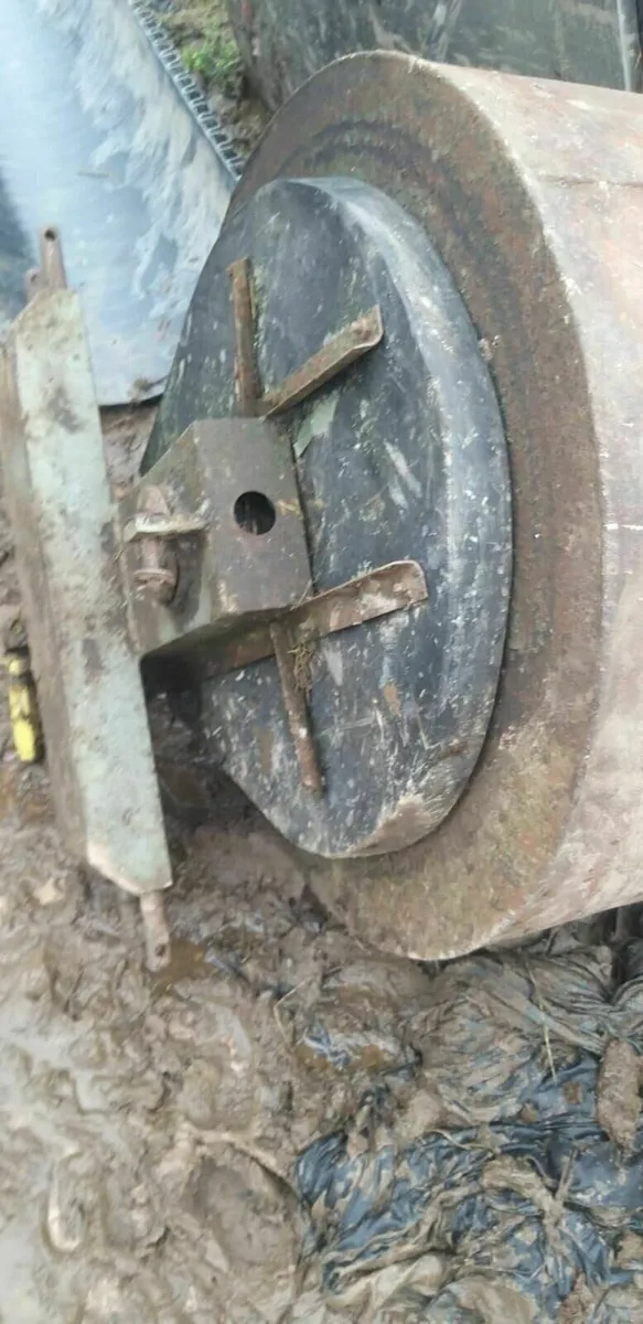 Farm machinery - Image 4