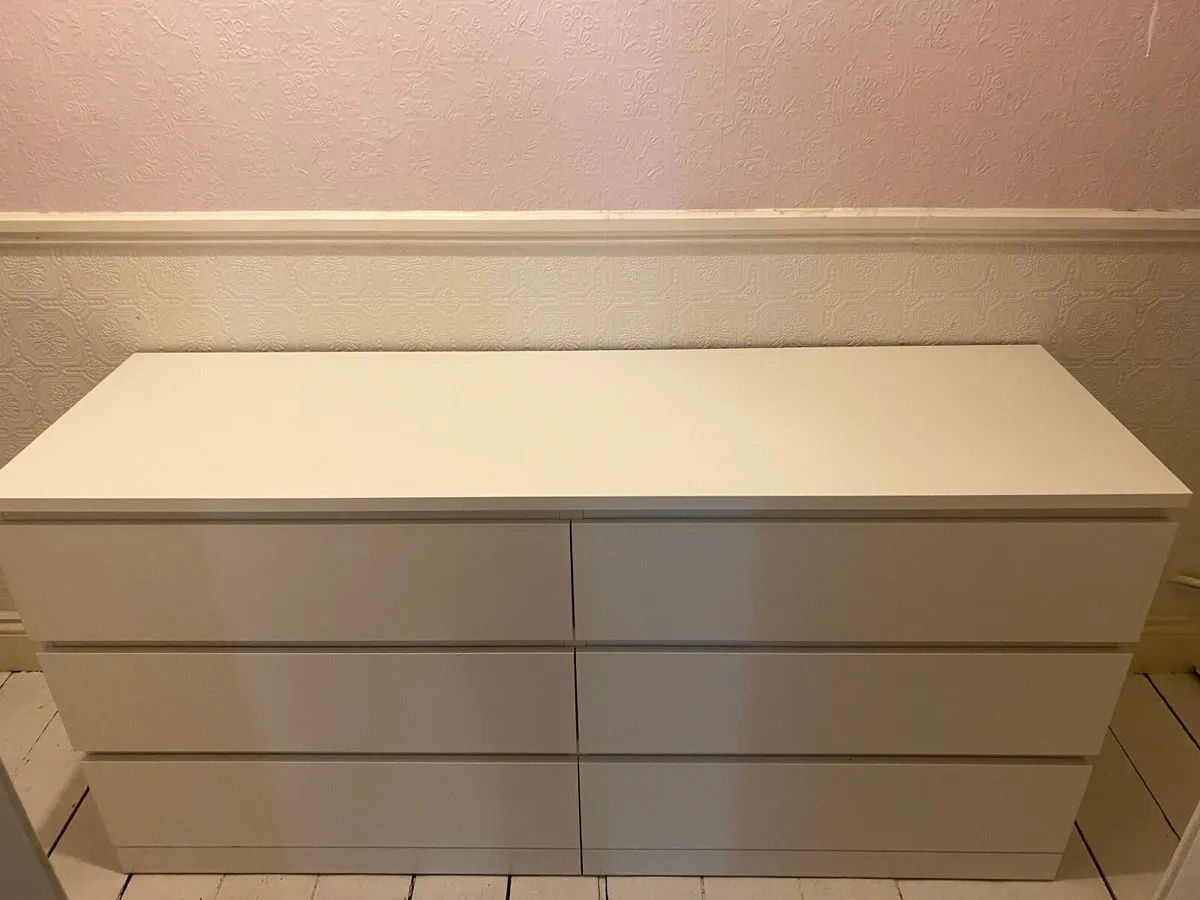 Bedroom items - Image 3