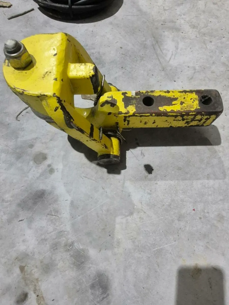 Dromone k80 ball hitch - Image 1