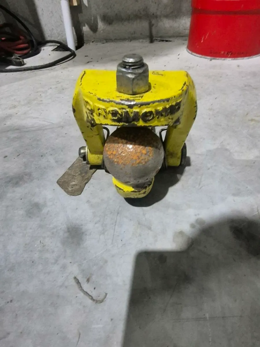 Dromone k80 ball hitch - Image 2