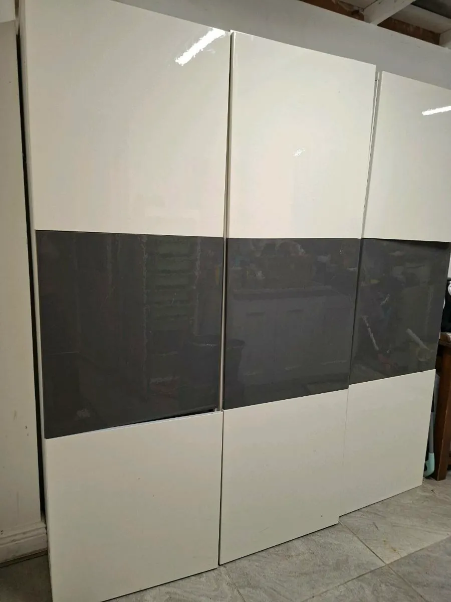 Furniture units - Image 3